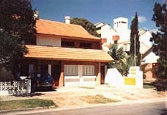 4 Ambientes - Excelente Oportunidad - Zona Residencial - Arbolada de Pinos - A 4 cuadras del mar - Dúplex/Tríplex en San Bernardo