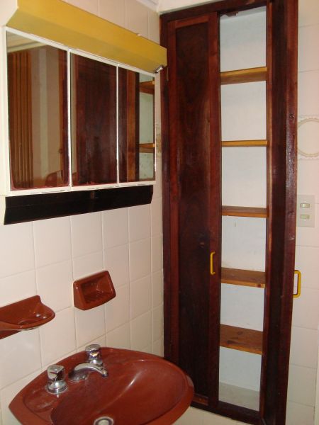 4 Ambientes - Excelente Oportunidad - Zona Residencial - Arbolada de Pinos - A 4 cuadras del mar - Dúplex/Tríplex en San Bernardo