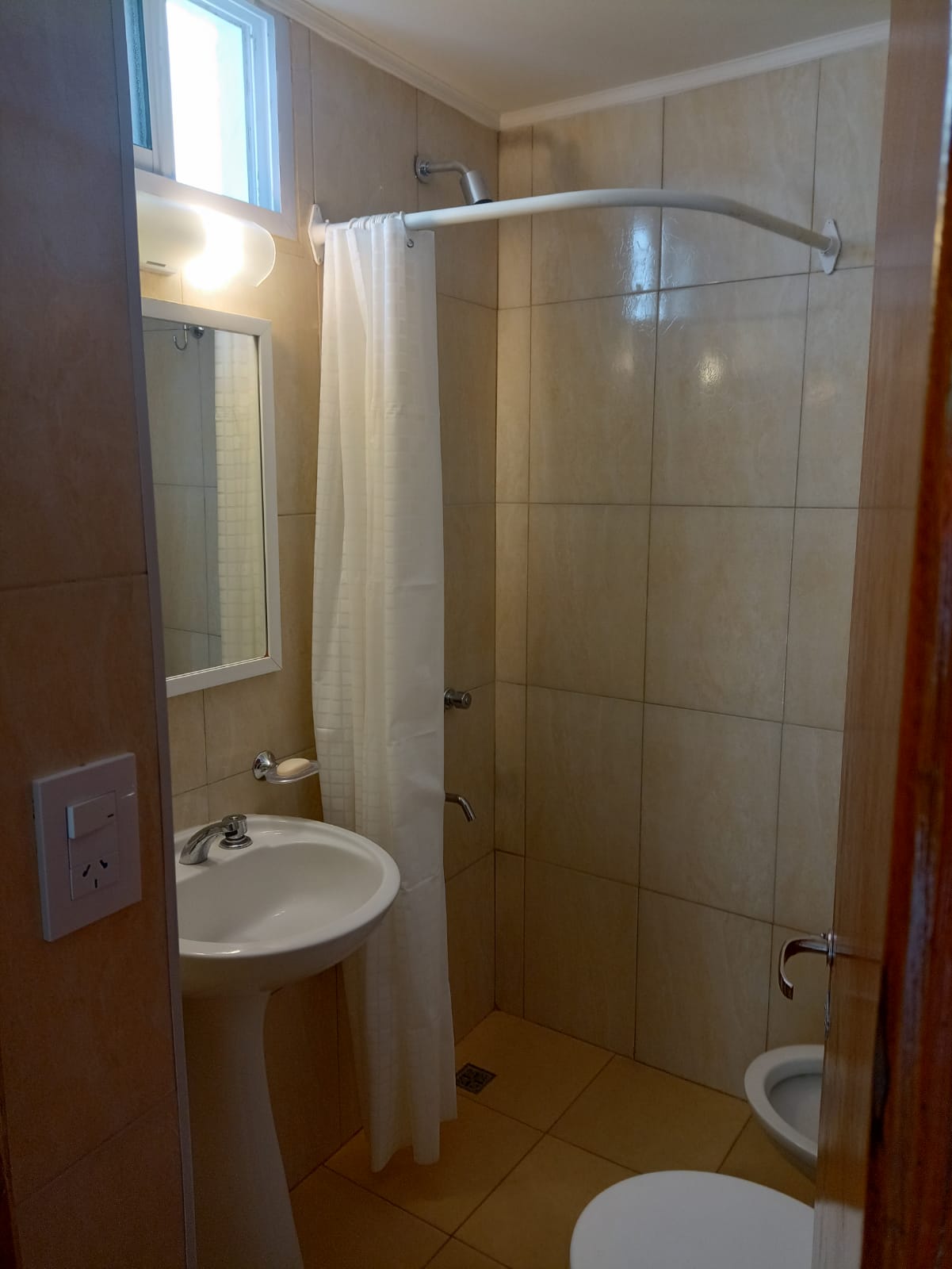 3 Ambientes con Garage - Excelente Ubicacion - A 6 cuadras de la playa - a 2 cuadras de Av. Libertador - Casa/Chalet en Mar de Ajó