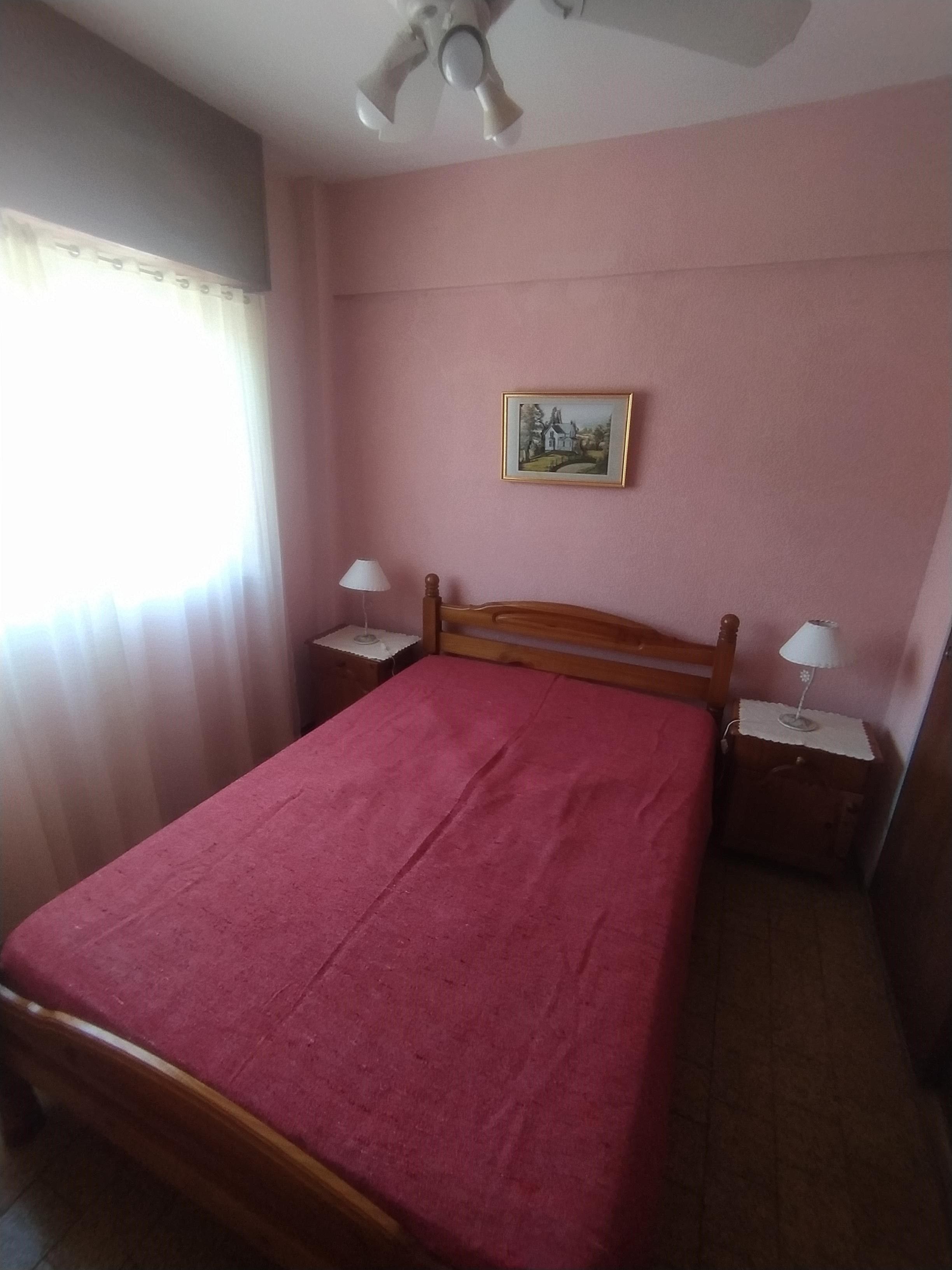 2 Ambientes en 2do Piso - Edificio El Piave - Balcón a la Calle - A 1 cuadra de la Playa - Departamento en La Lucila del Mar