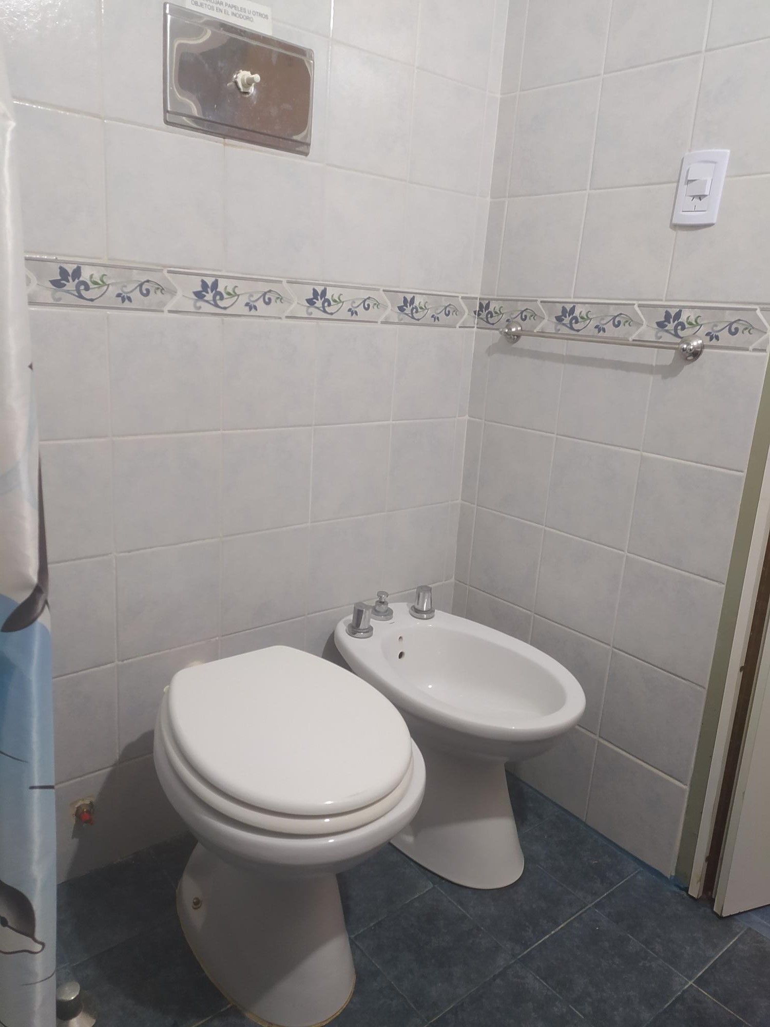 2 Ambientes en 2do Piso - Edificio El Piave - Balcón a la Calle - A 1 cuadra de la Playa - Departamento en La Lucila del Mar