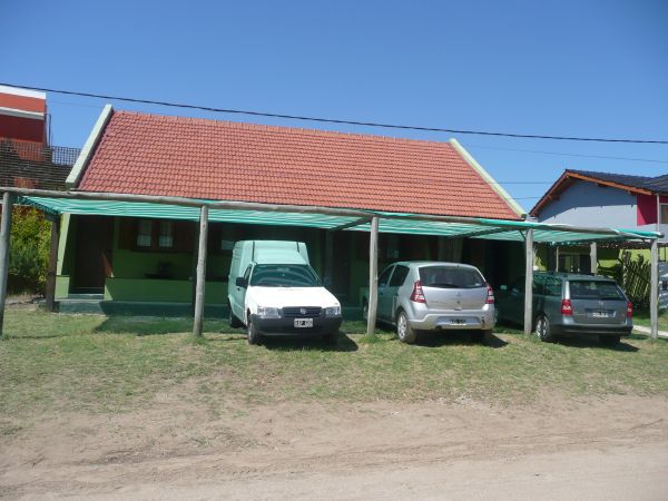Complejo: 3 Ambientes - Entrada de Auto - Zona de Playas Tranquilas - A orillas del mar - a 2 cuadras del centro - Dúplex/Tríplex en Aguas Verdes