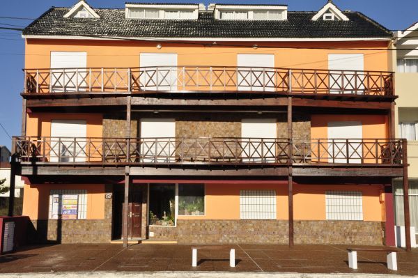 Complejo El Amanecer - 2 Ambientes - Atendido por sus Dueños - Frente al muelle - Departamento en Mar de Ajó