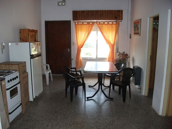 3 Ambientes - A 3 cuadras del mar - calle con bajada al mar - Departamento en Mar de Ajó