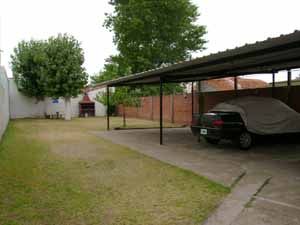 3 Ambientes con Cochera Techada - Atendido por sus Dueños - Luminoso y de Excelente Gusto - A 2 cuadras del mar - a 2 cuadras del centro - Dúplex/Tríplex en Mar de Ajó
