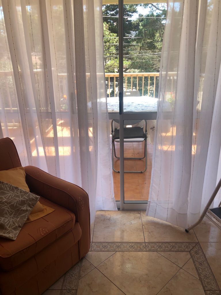 3 Ambientes en 1er Piso - Cochera - Mobiliario impecable, luminosidad y confort - A 2 cuadras de la playa - a 1 cuadra de Chiozza - Departamento en San Bernardo