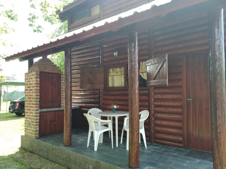 Complejo: 2 Ambientes - Area Parquizada - A 4 cuadras de la playa - a 5 cuadras del supermercado - Cabaña en Mar de Ajó