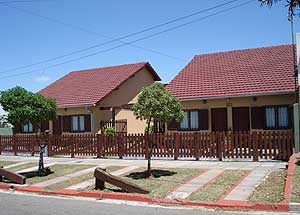 Complejo Mañente: 2 Ambientes - A ½ cuadra del mar - a 1 cuadra del centro - Dúplex/Tríplex en Mar de Ajó