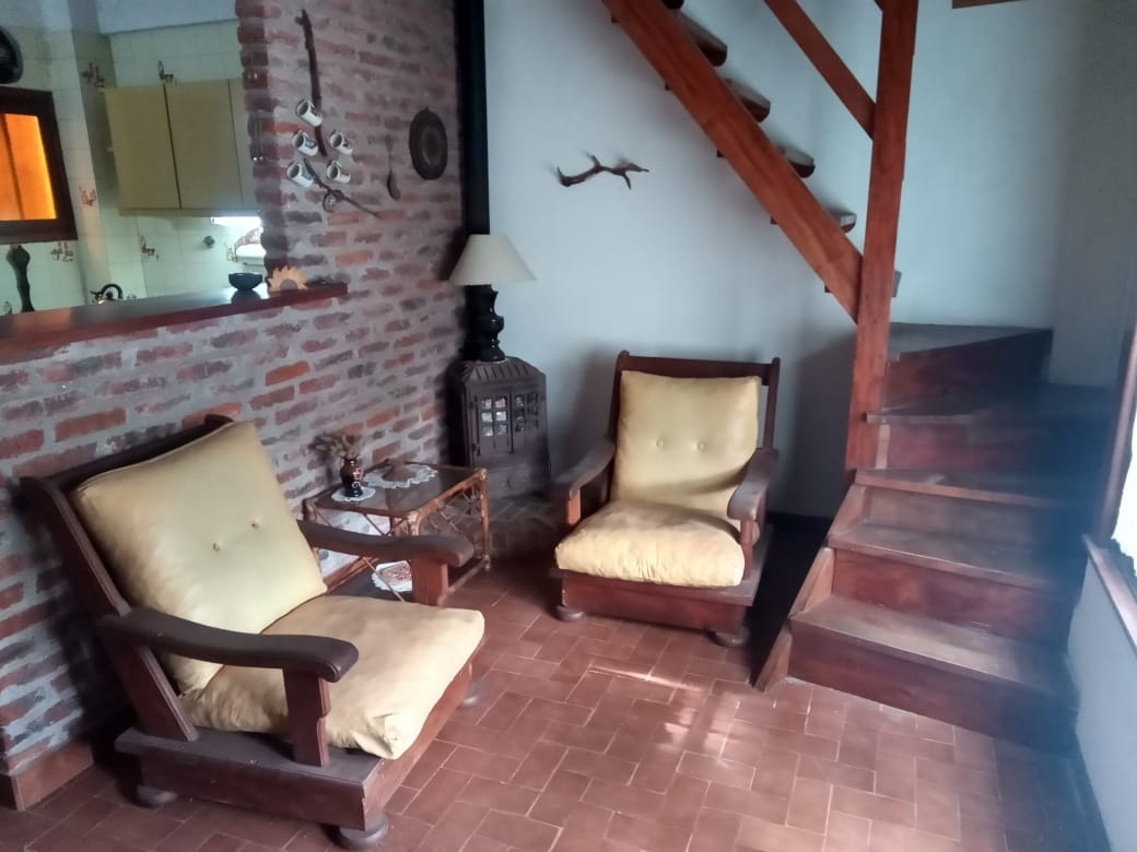 3 Ambientes con Cochera - Zona Muy Tranquila - A 1 cuadra de Av. San Bernardo - a 6 cuadras del mar - Dúplex/Tríplex en San Bernardo