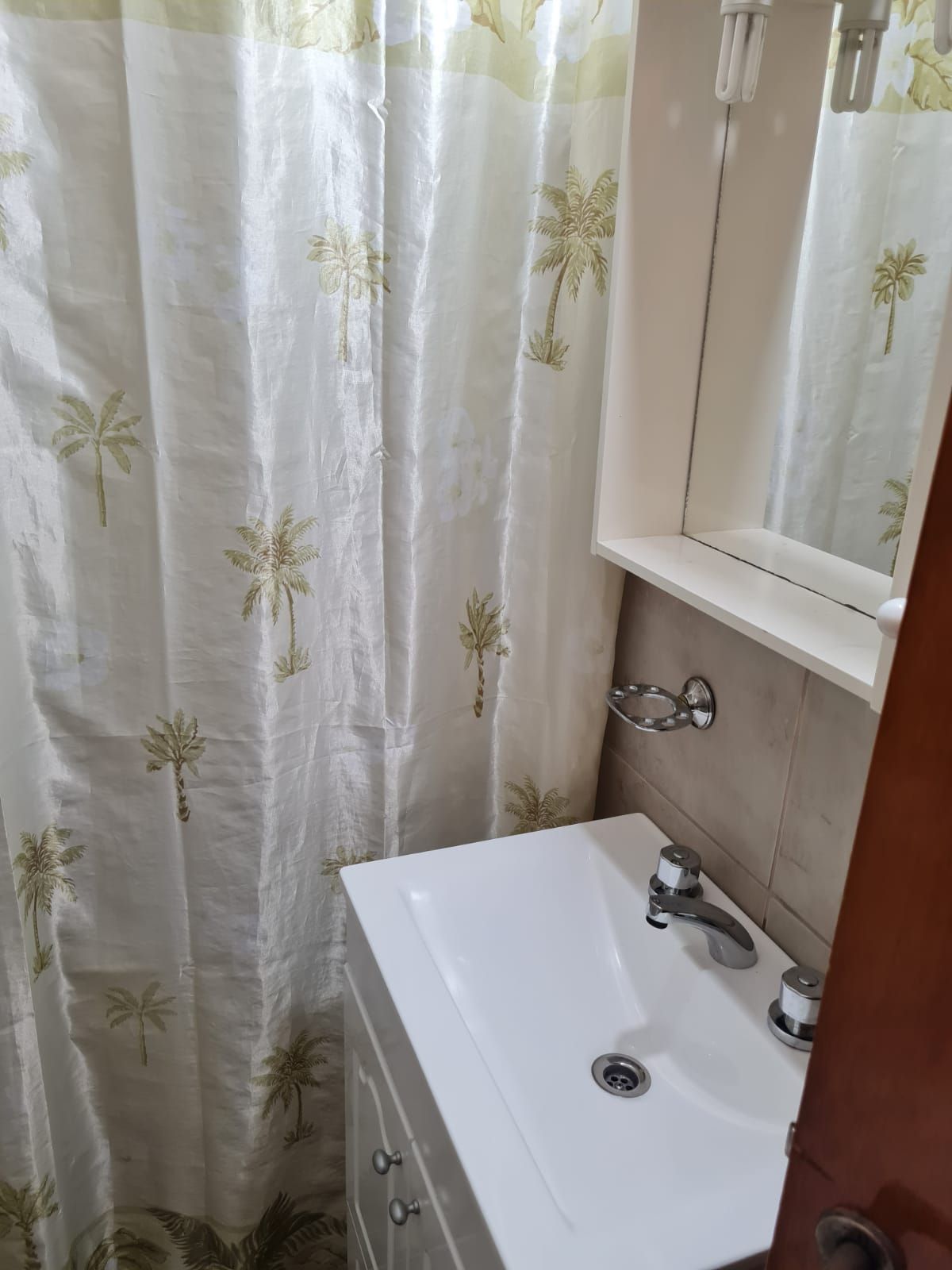 3 Ambientes Tipo Duplex en 1er Piso - Zona Residencial - A 4 cuadras de