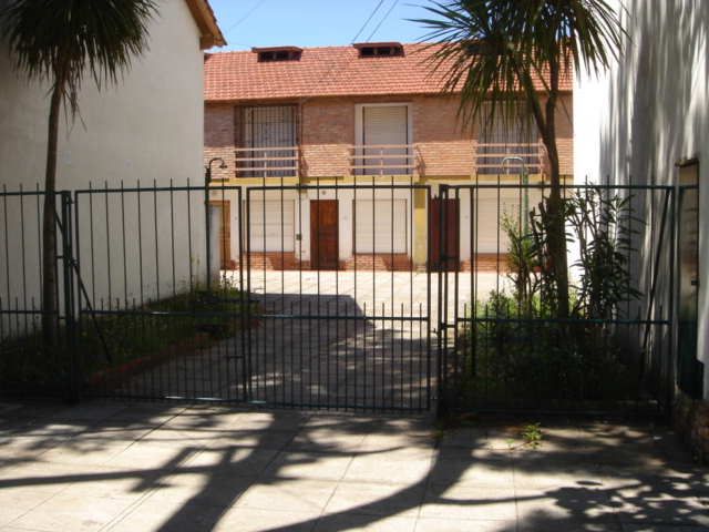 4 Ambientes en Complejo Santa Maria - Excelente Estado - Muy Buena Ubicación - A dos cuadras de la Av. San Bernardo (principal) y de la plaza de San Bernardo. - Dúplex/Tríplex en San Bernardo