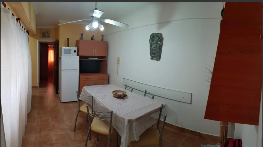 3 Ambientes al Frente - 2do Piso por Escalera - Cochera Individual y Cerrada - Zona Residencial - Ubicado a 5 cuadras del mar, a 1 cuadra de Av. San Bernardo y a 6 cuadras de la terminal de omnibus - Departamento en San Bernardo