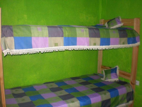 3 Ambientes con Entrada para 2 Autos  - Amplia Comodidad - Zona de boliches - A 9 cuadras de la playa - A 4 cuadras de la terminal de omnibus - Casa/Chalet en San Bernardo