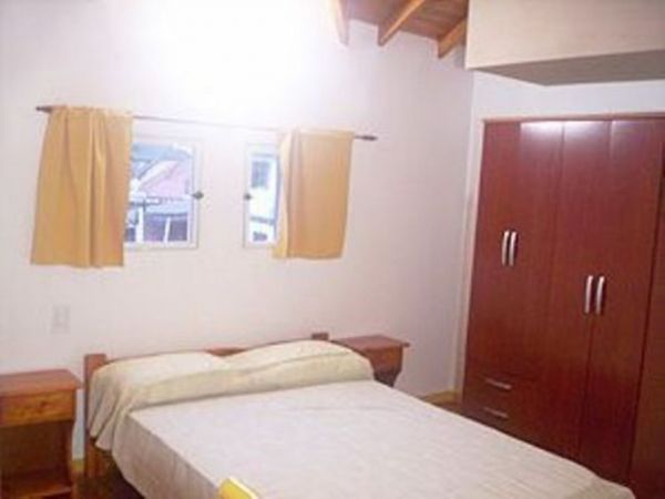 2 Ambientes - Estacionamiento - Barrio San Rafael - A 1 cuadra de la playa - Casa/Chalet en Mar de Ajó