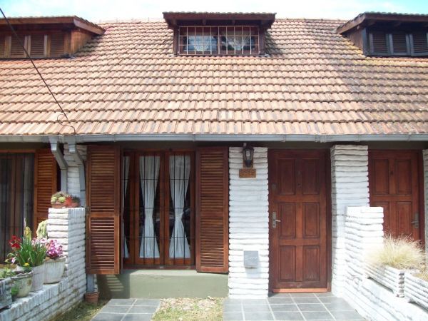 4 Ambientes - Entrada para Coche - A 3 cuadras de la playa - a ½ cuadra de Av. San Bernardo - Dúplex/Tríplex en San Bernardo