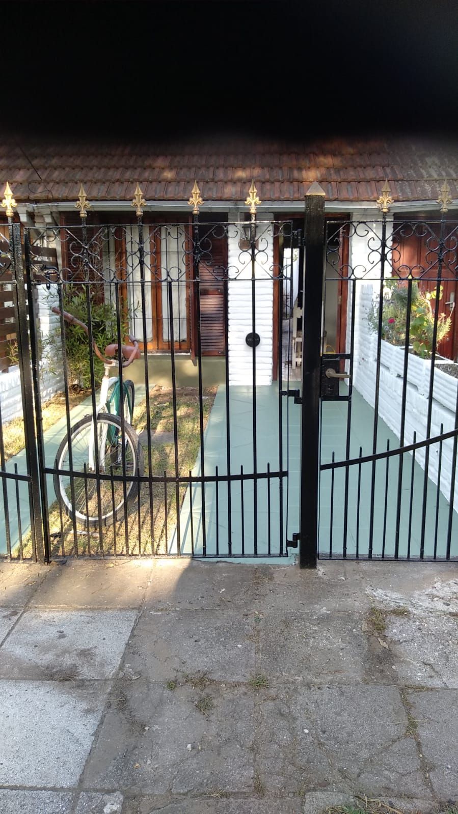 4 Ambientes - Entrada para Coche - A 3 cuadras de la playa - a ½ cuadra de Av. San Bernardo - Dúplex/Tríplex en San Bernardo