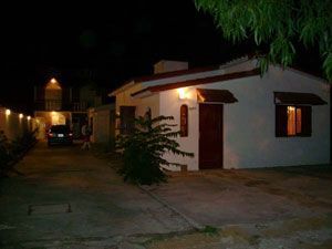 Complejo: Excelente Estado - Muy Equipado !!! - A 2 cuadras del mar - Casa/Chalet en La Lucila del Mar