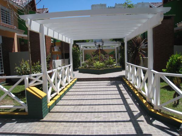 Complejo Arcoiris - Muy Luminoso - Estacionamiento (Opcional) - A 1 cuadras de la playa - 2 cuadras del centro comercial - Departamento en Mar de Ajó