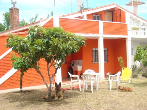 3 Ambientes - Enorme Espacio - A 7 cuadras del mar - Casa/Chalet en Aguas Verdes
