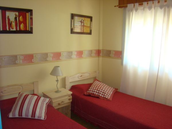 3 Ambientes - Enorme Espacio - A 7 cuadras del mar - Casa/Chalet en Aguas Verdes