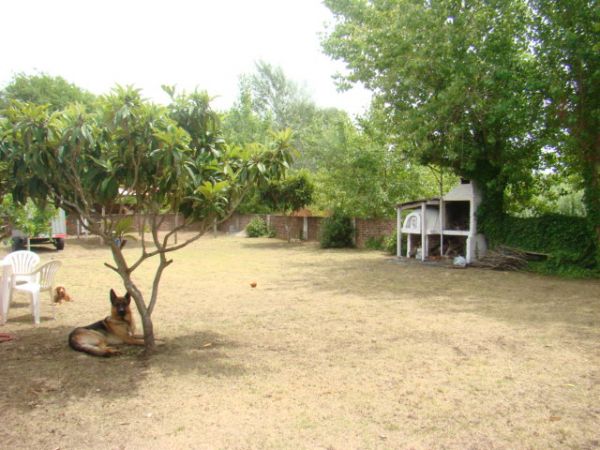 3 Ambientes - Enorme Espacio - A 7 cuadras del mar - Casa/Chalet en Aguas Verdes