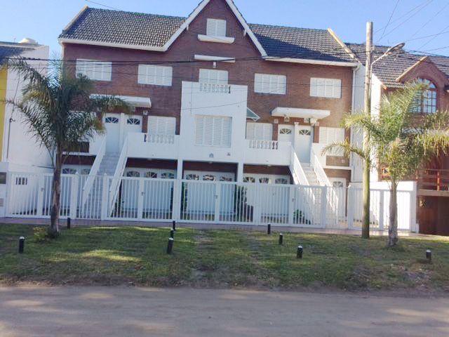 4 Ambientes al Frente en Complejo Residencial - Cochera Cubierta y Descubierta - Zona Norte -  - Dúplex/Tríplex en San Bernardo