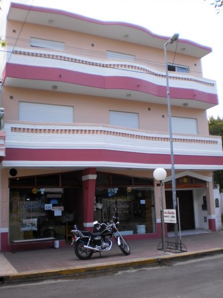 2 Ambientes en Pleno Centro - Cochera - A 2 cuadras de la peatonal - Departamento en Mar de Ajó