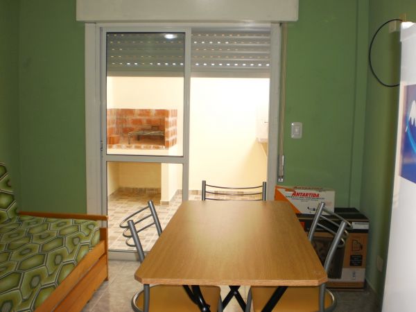 2 Ambientes en Pleno Centro - Cochera - A 2 cuadras de la peatonal - Departamento en Mar de Ajó