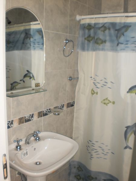 2 Ambientes en Pleno Centro - Cochera - A 2 cuadras de la peatonal - Departamento en Mar de Ajó