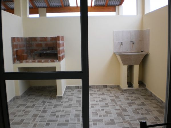 2 Ambientes en Pleno Centro - Cochera - A 2 cuadras de la peatonal - Departamento en Mar de Ajó