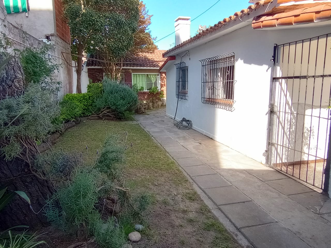 4 Ambientes - Cochera Cerrada - Todo en Planta Baja - A 3 cuadras del mar - a 7 cuadras del centro de de San Bernardo - Casa/Chalet en Mar de Ajó
