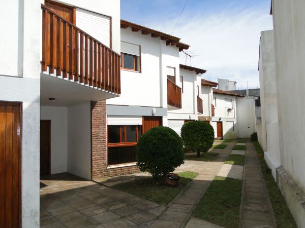 Cómodo Duplex - Buena Ubicacion - A 1 cuadra del mar - Dúplex/Tríplex en La Lucila del Mar