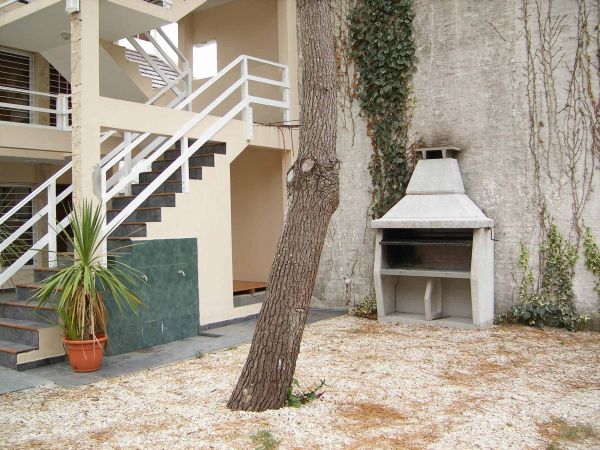 2 Ambientes en 1er Piso - A 2 cuadras de la playa - a 1 cuadra de Chiozza - Departamento en San Bernardo