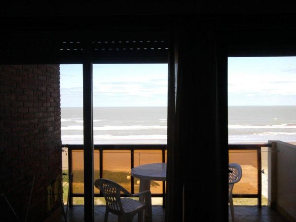 3 Ambientes Frente al mar - Con Cochera - Edificio Ancla - Frente al mar - a 1 cuadra de la peatonal - a 2 cuadras del supermercado Coto - Departamento en Mar de Ajó
