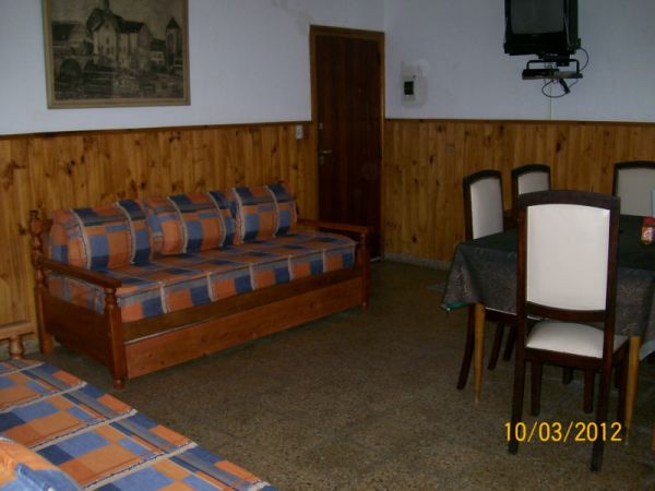 2 Ambientes Tipo Casa - Zona Bonita y Tranquila - A 2 cuadras del mar - sobre asfalto - Departamento en Mar de Ajó