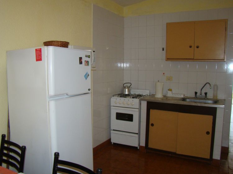 Chalet de 2 ambientes para 4 personas - A 1/2 cuadra del mar. - Casa/Chalet en La Lucila del Mar