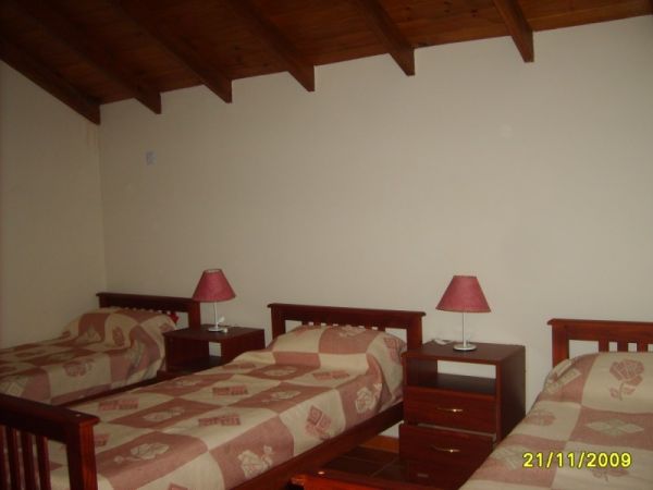 5 Ambientes Muy Espaciosos - Excelente Ubicación - A 2 cuadras del centro - a 1 cuadra de la terminal de omnibus - a 3 cuadras del mar - Dúplex/Tríplex en La Lucila del Mar