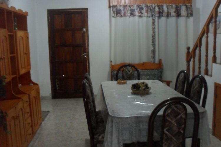 3 Ambientes en Excelente Ubicacion - Estacionamiento - A 3½ cuadras del mar - frente al bosque - Dúplex/Tríplex en Aguas Verdes