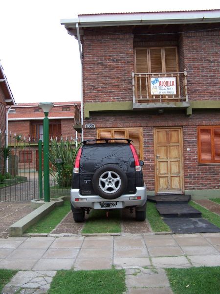 5 Ambientes -  Detalles de Categoria - A 4 cuadras del centro - a 5 cuadras de la playa - a 4 cuadras del supermercado Coto - Dúplex/Tríplex en Mar de Ajó