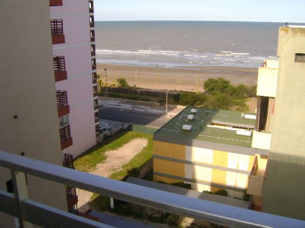 2 Ambientes con Balcon - Vista Panoramica al Mar - A ½ cuadra de la playa - Departamento en San Bernardo