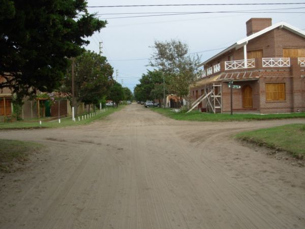 4 Ambientes con Cochera Cerrada - la Mejor Zona de Playa Grande - A 2 cuadras del mar - Dúplex/Tríplex en Costa Azul