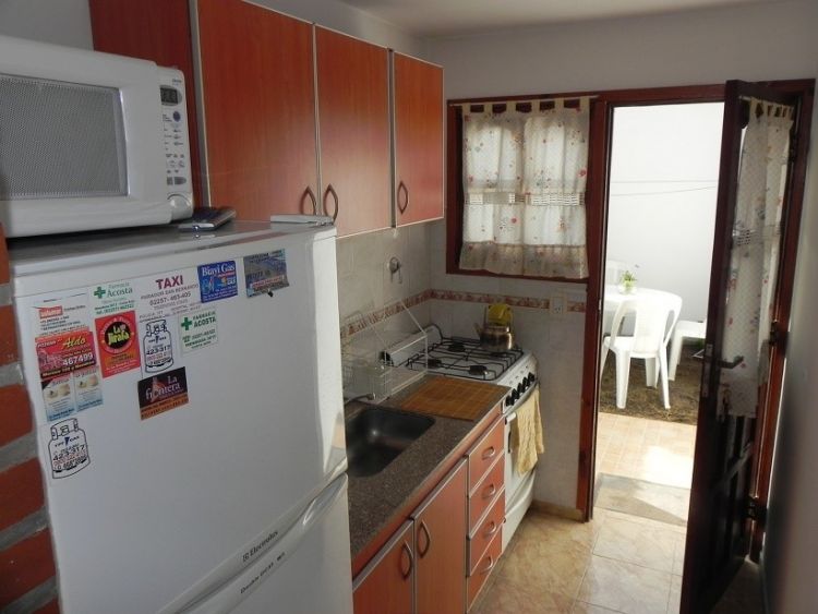 4 Ambientes Comodos - Totalmente Equipado con Mobiliario - Espacio Guarda Vehiculo - A 1½ cuadras del mar - a 15 cuadras del centro de San Bernardo - Dúplex/Tríplex en Costa Azul