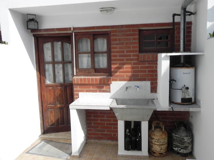 4 Ambientes Comodos - Totalmente Equipado con Mobiliario - Espacio Guarda Vehiculo - A 1½ cuadras del mar - a 15 cuadras del centro de San Bernardo - Dúplex/Tríplex en Costa Azul