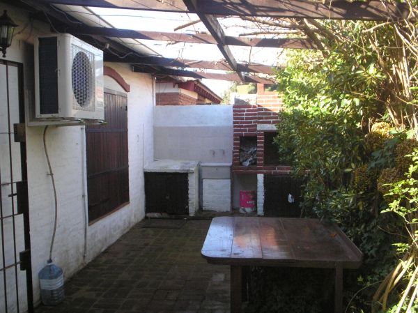 3 Ambientes con Garage - Parrilla - A 2 cuadras del mar - Casa/Chalet en La Lucila del Mar