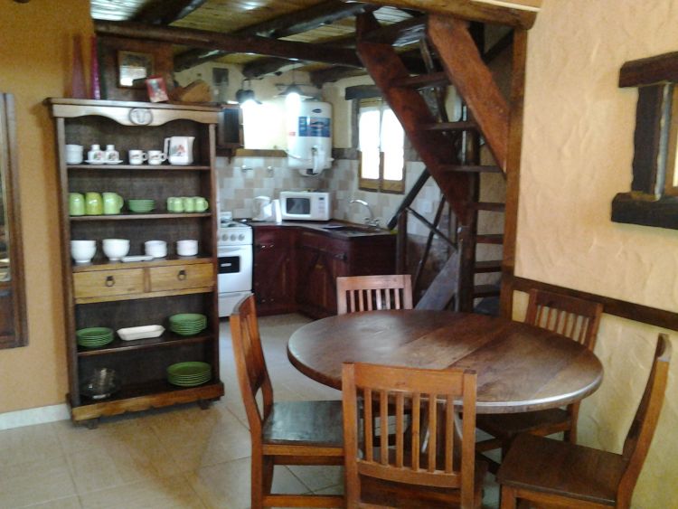 3 Ambientes con Cochera - Amplio Parque - Excelente ubicacion - a 3 cuadras del mar en un entorno de pinos - Casa/Chalet en Aguas Verdes