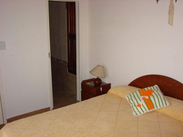3 Ambientes en 2do Piso por Escalera Cochera Cubierta Fija - Zona residencial - a 3 cuadras de Av. San Bernardo - a 4 cuadras del mar - Dúplex/Tríplex en San Bernardo
