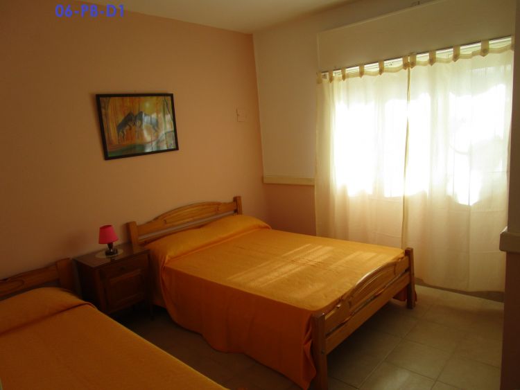 3 Ambientes con Estacionamiento - Barrio San Rafael - A ½ cuadra del mar - a 5 cuadras del centro - a 2 cuadras del muelle - Casa/Chalet en Mar de Ajó