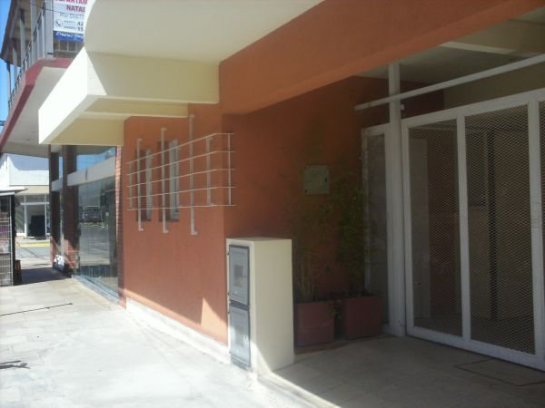 Complejo Ajonorte - 2 Ambientes con Cochera y Patio - A 1 Cuadra del Mar - A 2 Cuadras del Muelle - A 8 Cuadras del Centro - Departamento en Mar de Ajó