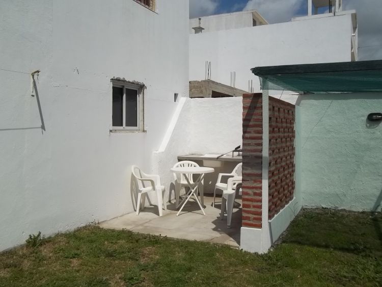 Complejo Ajonorte - 2 Ambientes con Cochera y Patio - A 1 Cuadra del Mar - A 2 Cuadras del Muelle - A 8 Cuadras del Centro - Departamento en Mar de Ajó