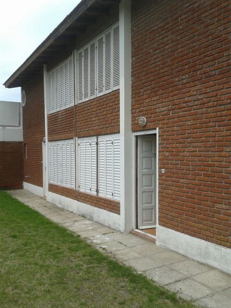 3 Ambientes - Estacionamiento - Excelente lugar para descansar - A 1 Cuadra de mar - Dúplex/Tríplex en La Lucila del Mar